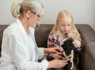 pexels-mikhail-nilov-8307538